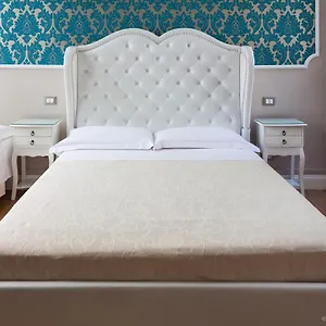 Opera Relais Nocleg ze śniadaniem